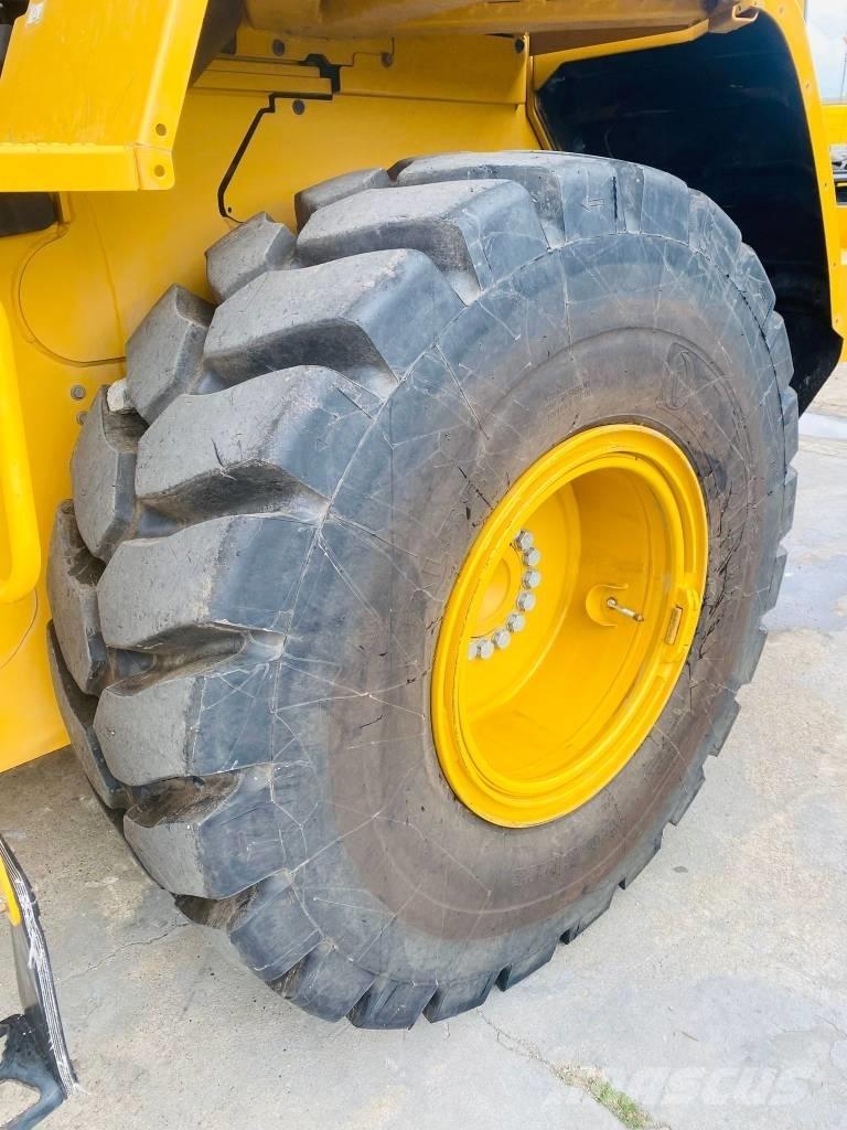 CAT 926m ホイールローダー・タイヤショベル