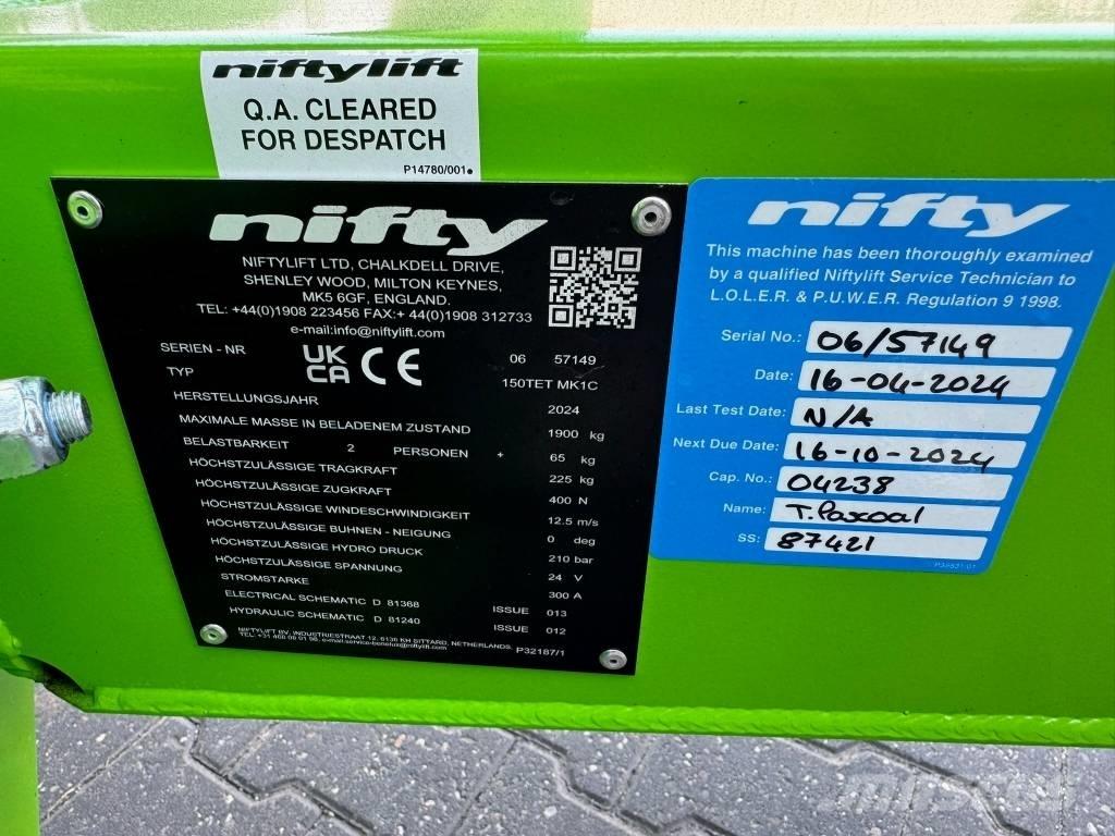 Niftylift 150 TET 高所作業台付トレーラー