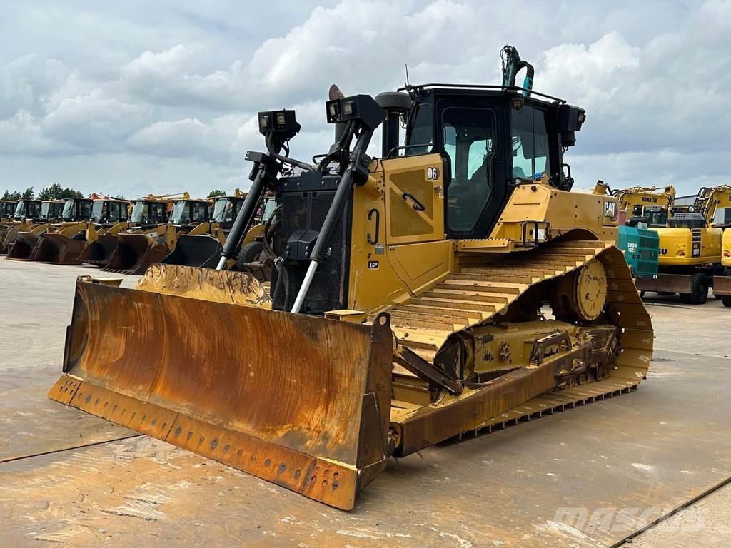 CAT D6 LGP ブルドーザー