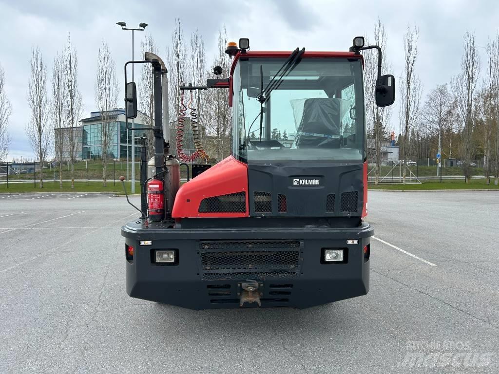 Kalmar TR618i ターミナルトラクター