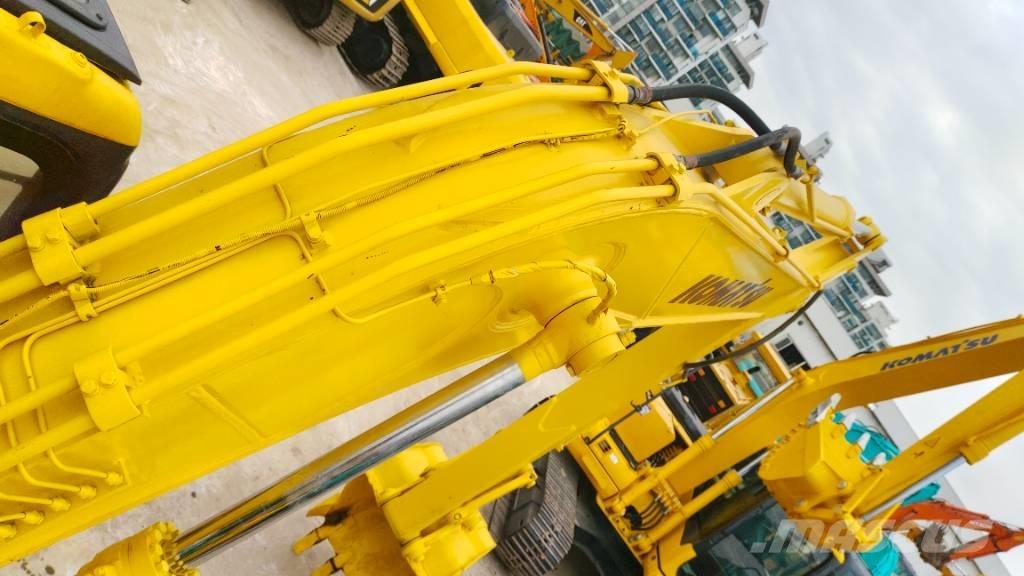 Komatsu PC 130-6 ミニ油圧ショベル 7t以下（ミニユンボ・ミニディガー）