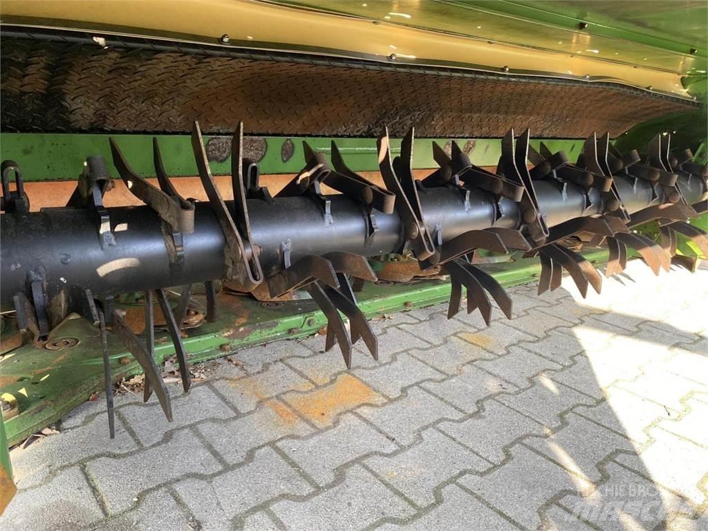 Krone EC R 320 CV 芝刈り機