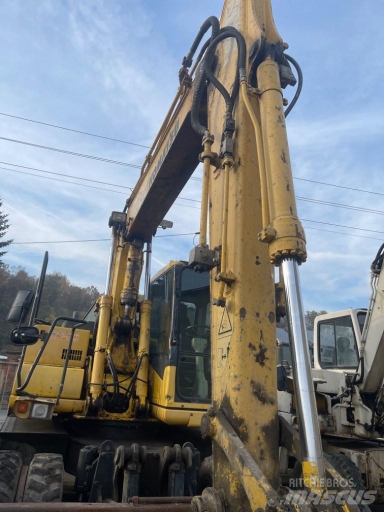 Komatsu PW 130-7K ホイール式油圧ショベル（パワーショベル・ユンボ・バックホー）