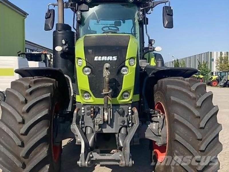 CLAAS Axion 930 トラクター