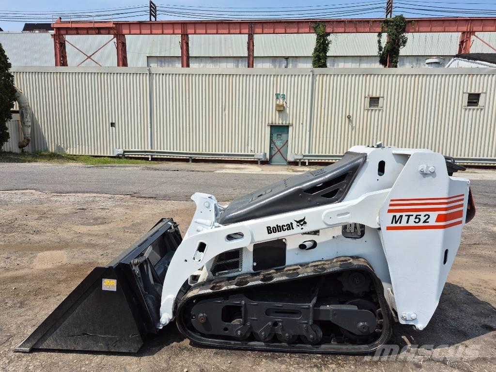 Bobcat MT 52 スキッドステアローダー