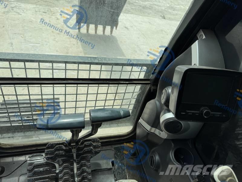 Hyundai 225 LC-9S 大型油圧ショベル12t以上（パワーショベル・ユンボ）