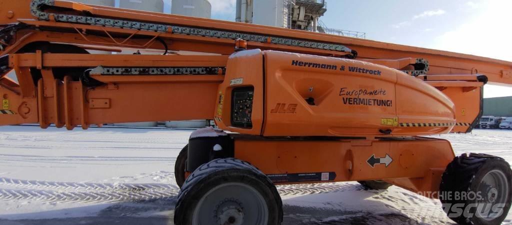 JLG 1350 AJP ブームリフト　屈伸型