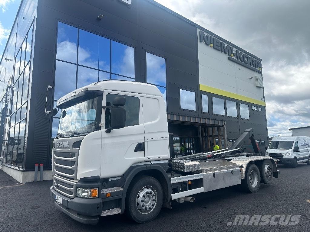 Scania G450 6x2*4 アームロール