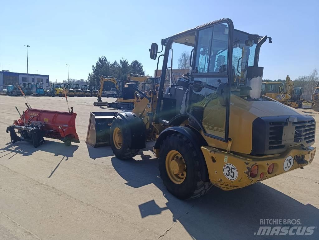 CAT 907 H 2 ホイールローダー・タイヤショベル