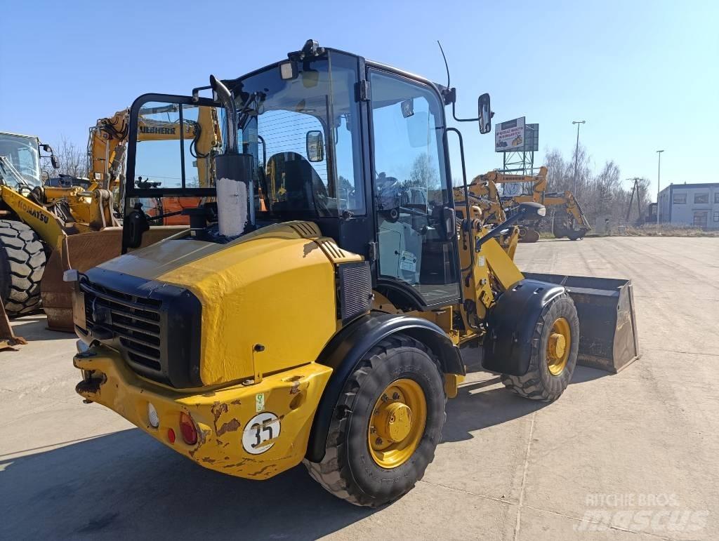 CAT 907 H 2 ホイールローダー・タイヤショベル