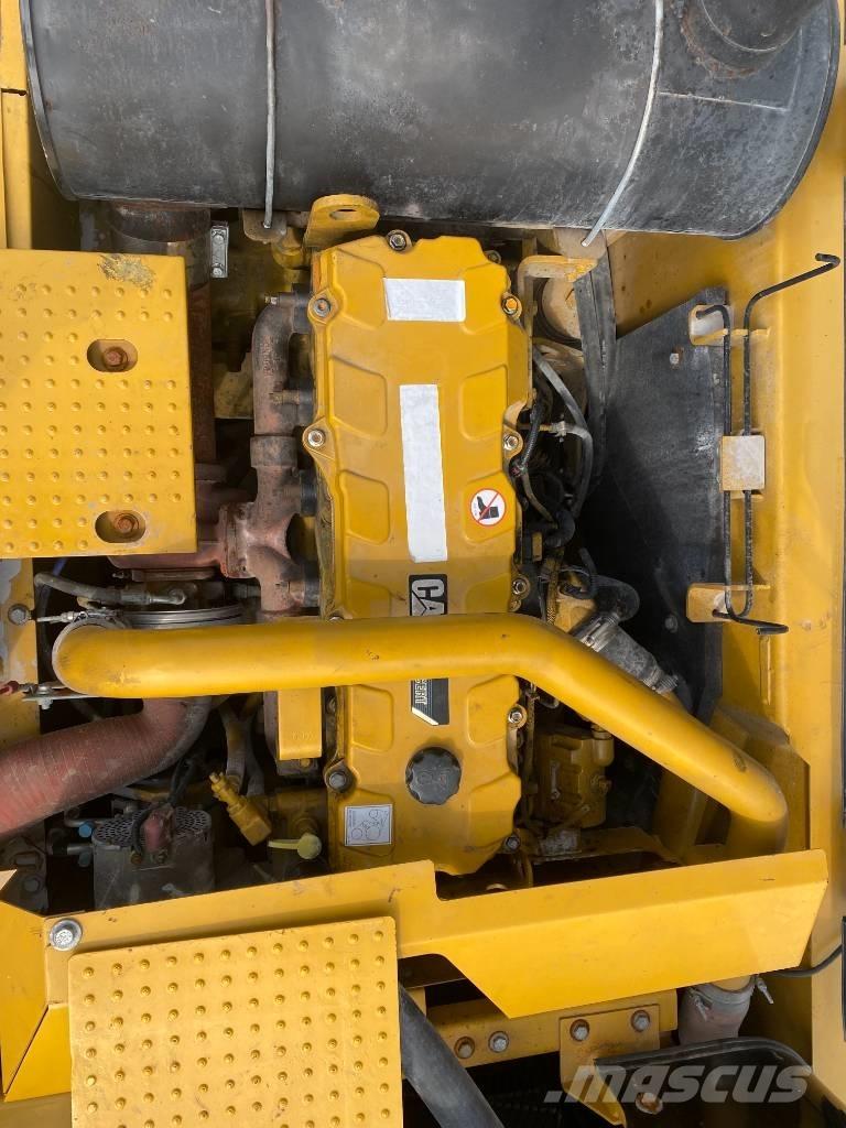 CAT 336 大型油圧ショベル12t以上（パワーショベル・ユンボ）