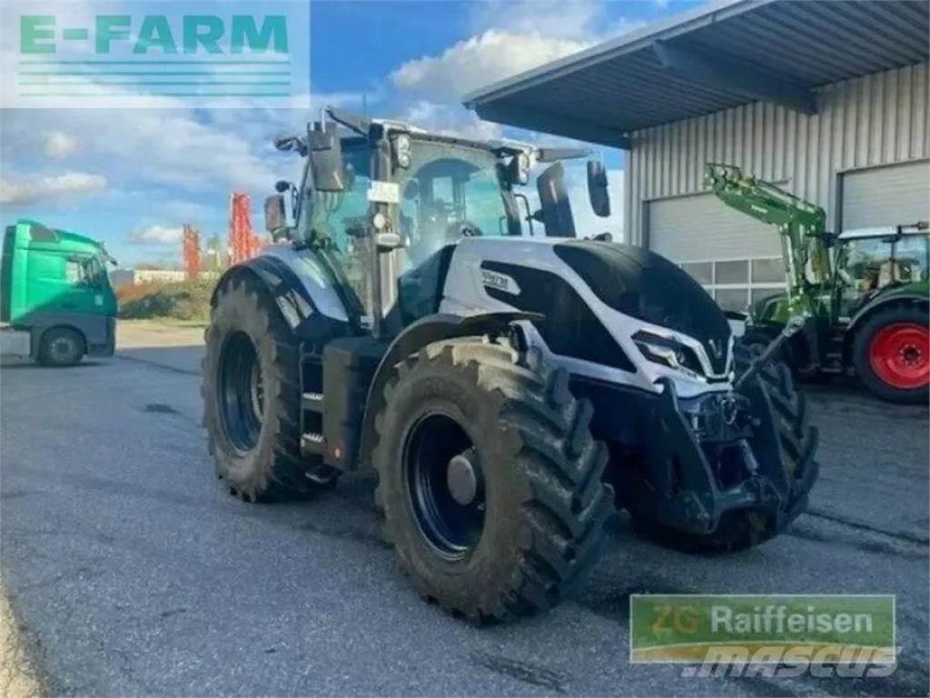 Valtra q265 トラクター