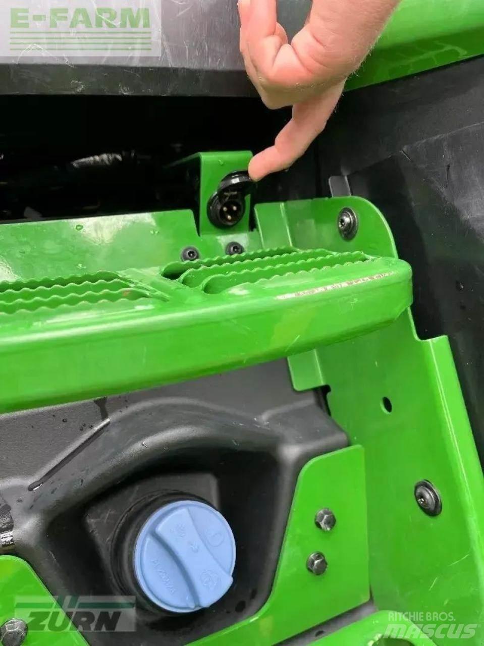 John Deere 6120m トラクター