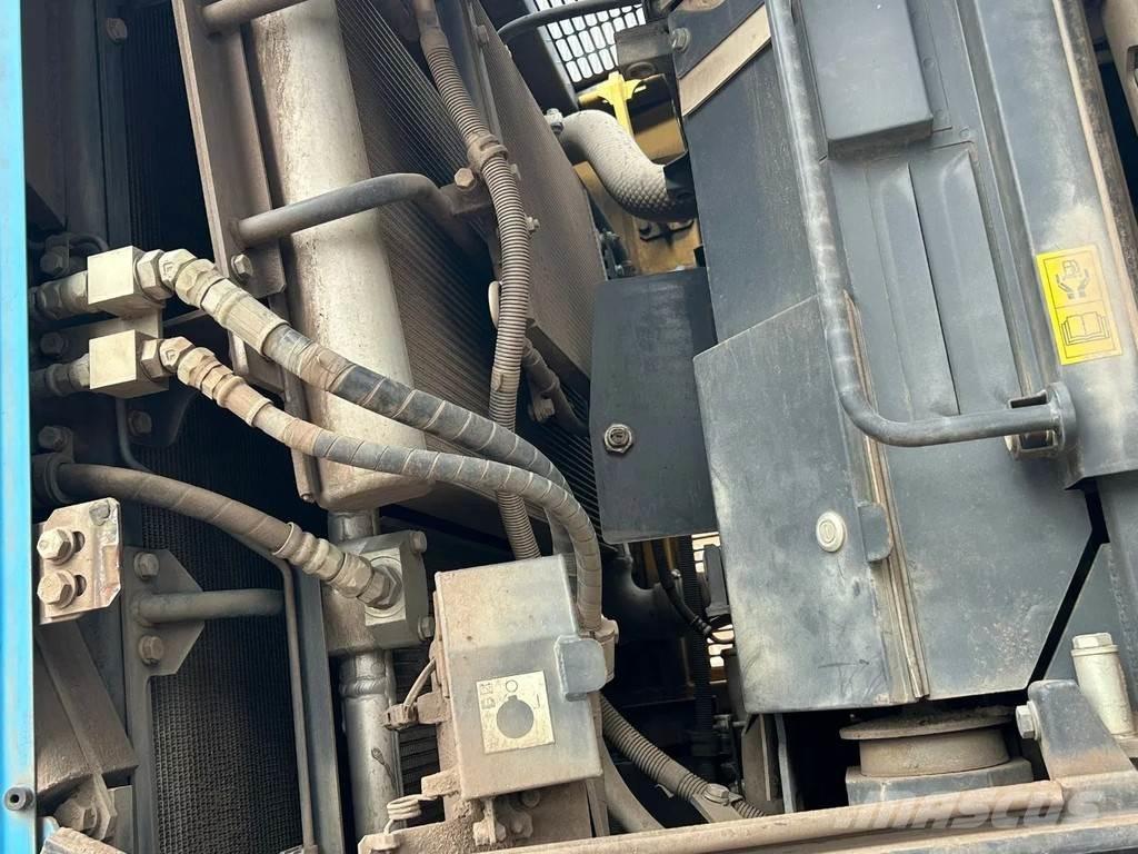 Komatsu WA470-7 ホイールローダー・タイヤショベル