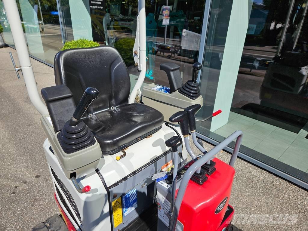Takeuchi TB 210 ミニ油圧ショベル 7t以下（ミニユンボ・ミニディガー）