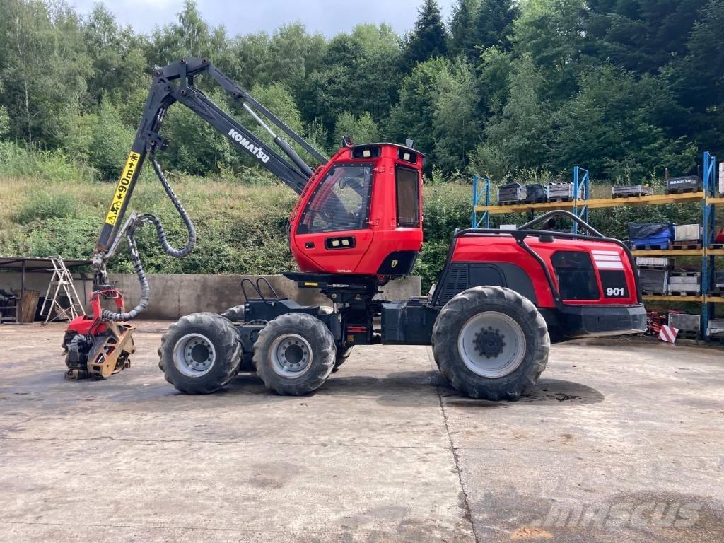 Komatsu 901 ハーベスター