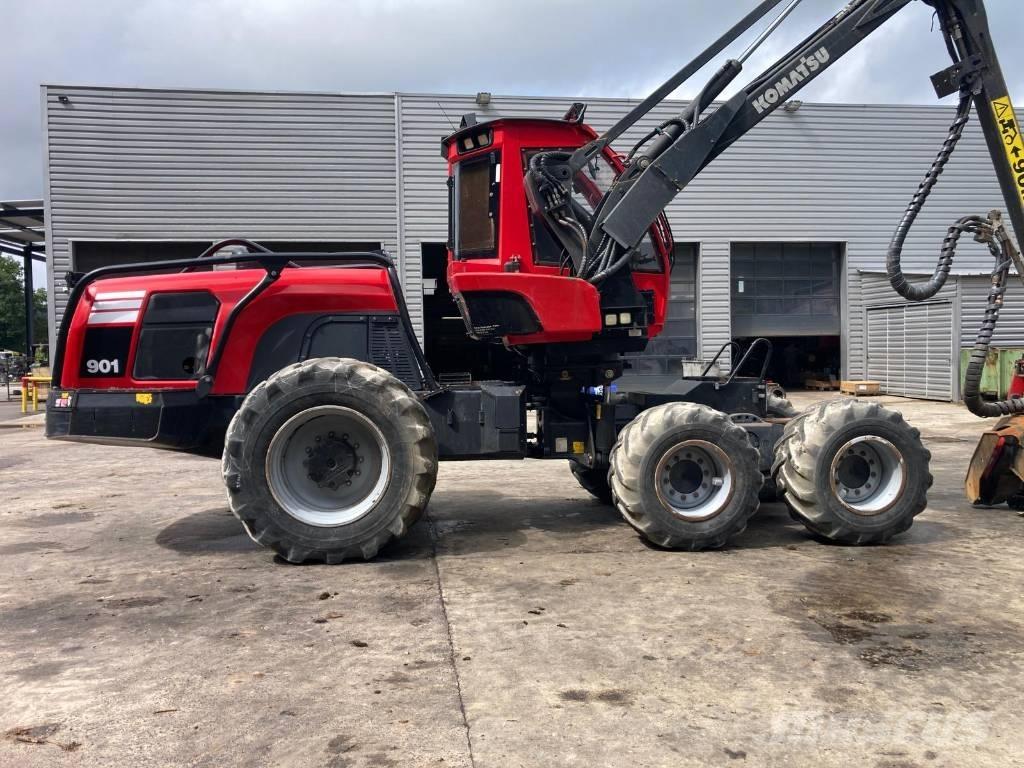 Komatsu 901 ハーベスター