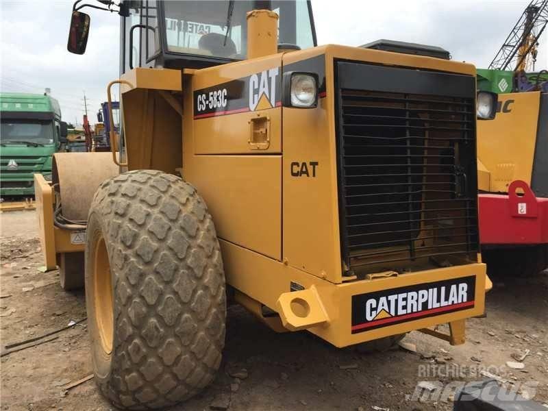 CAT CS 583 C 振動ローラ