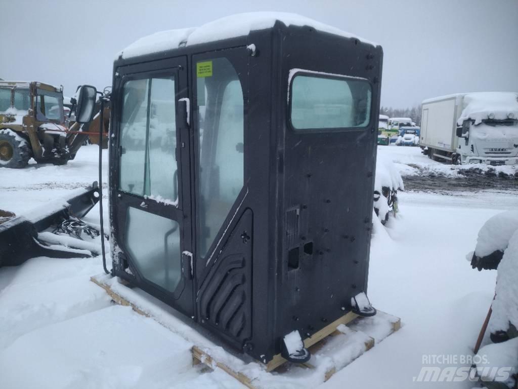Volvo BM 325FL Cabin キャビン及び内装