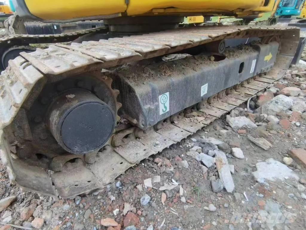 Komatsu PC40 ミニ油圧ショベル 7t以下（ミニユンボ・ミニディガー）