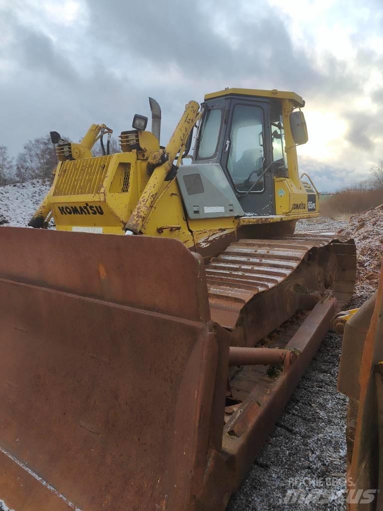 Komatsu D 65 PX-12 ブルドーザー