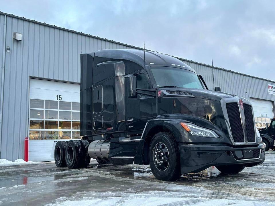 Kenworth T 680 中古トラクターヘッド | トレーラーヘッド