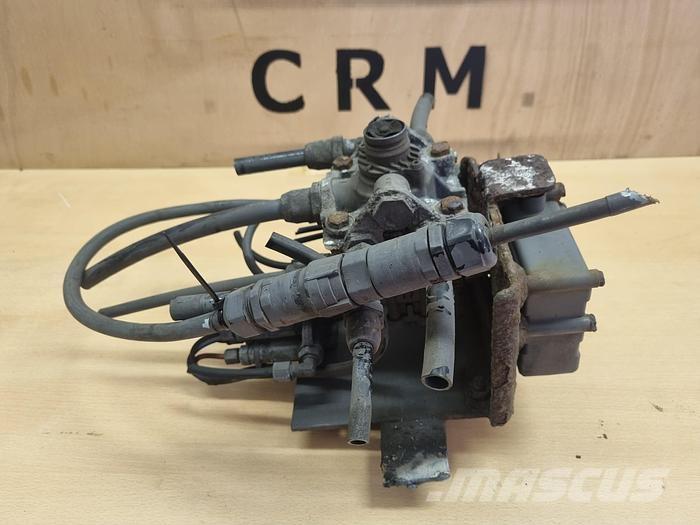 Midland Grau ECU 電子機器