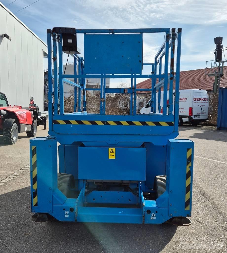 Genie GS 2668 RT シザースリフト