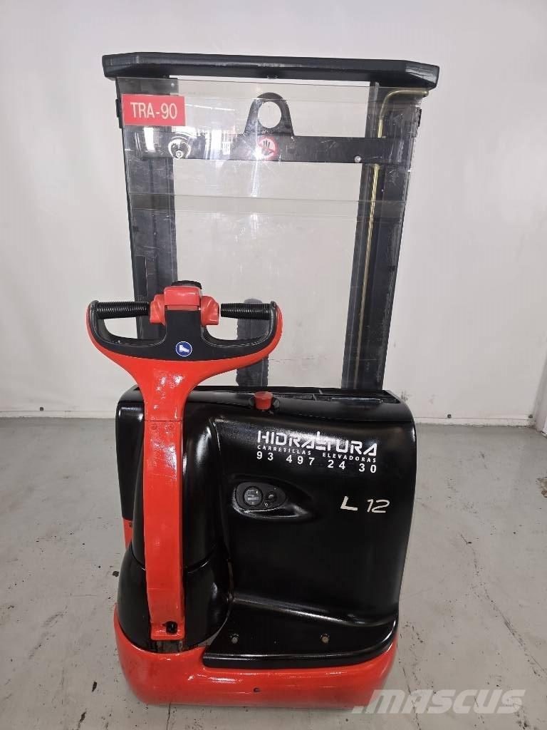 Linde L 12 自走式スタッカー