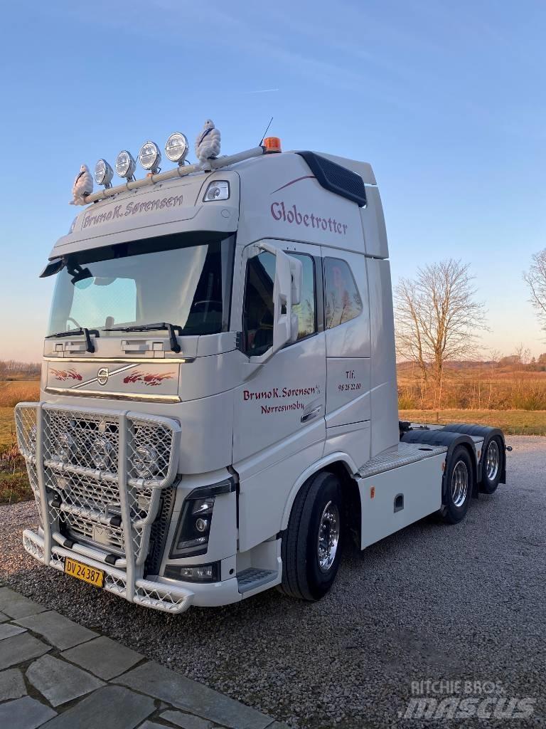 Volvo FH 16 550 中古トラクターヘッド | トレーラーヘッド