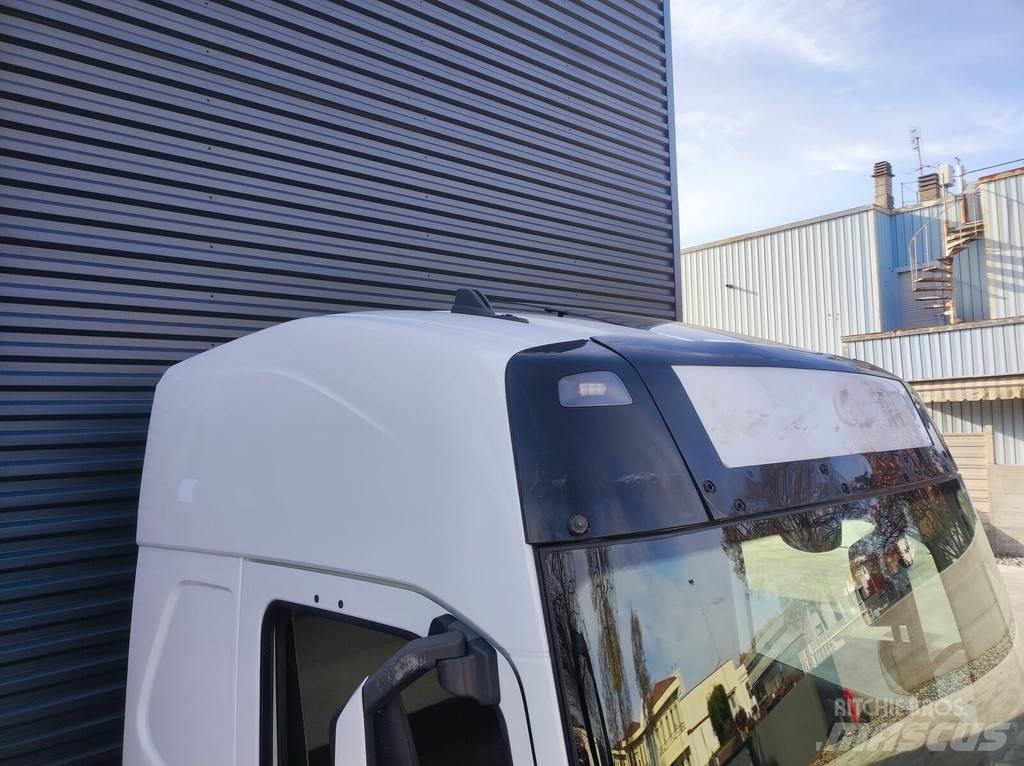Volvo FH 4 - EURO 6 キャビン及び内装