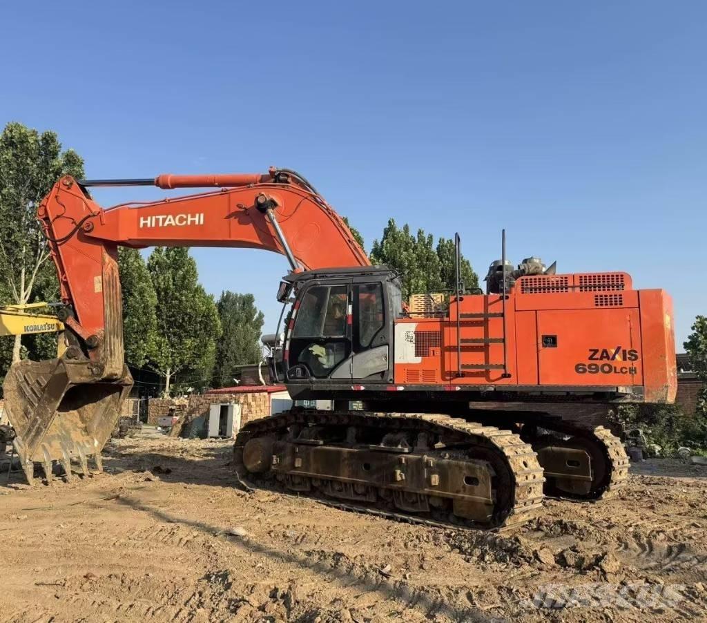 Hitachi ZX690LCH-5A 大型油圧ショベル12t以上（パワーショベル・ユンボ）