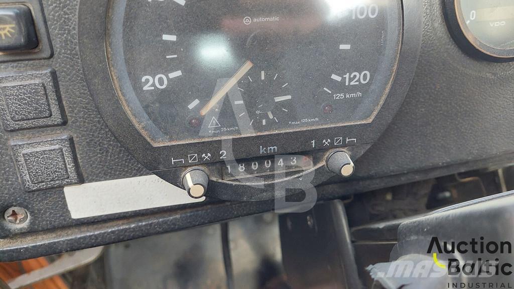 MAZ 533731 タンカートラック