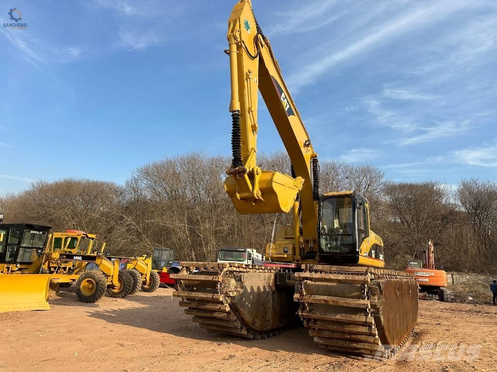 CAT 320 C L 水陸両用油圧ショベル、ユンボ