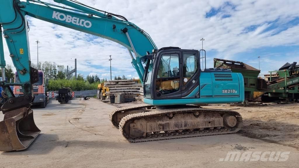 Kobelco SK 210 LC 大型油圧ショベル12t以上（パワーショベル・ユンボ）
