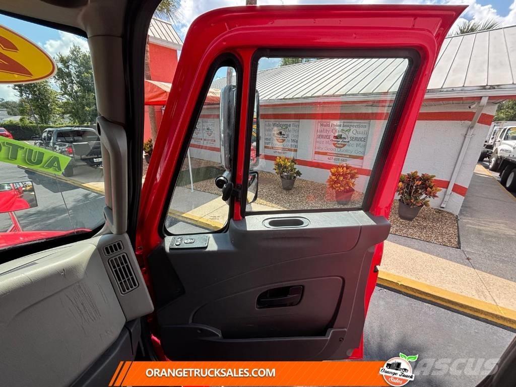 International 4300 ボックスボディー、ウイング、箱車