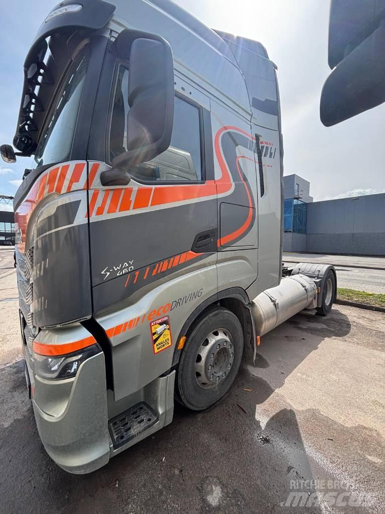 Iveco S-Way 460 LNG 中古トラクターヘッド | トレーラーヘッド