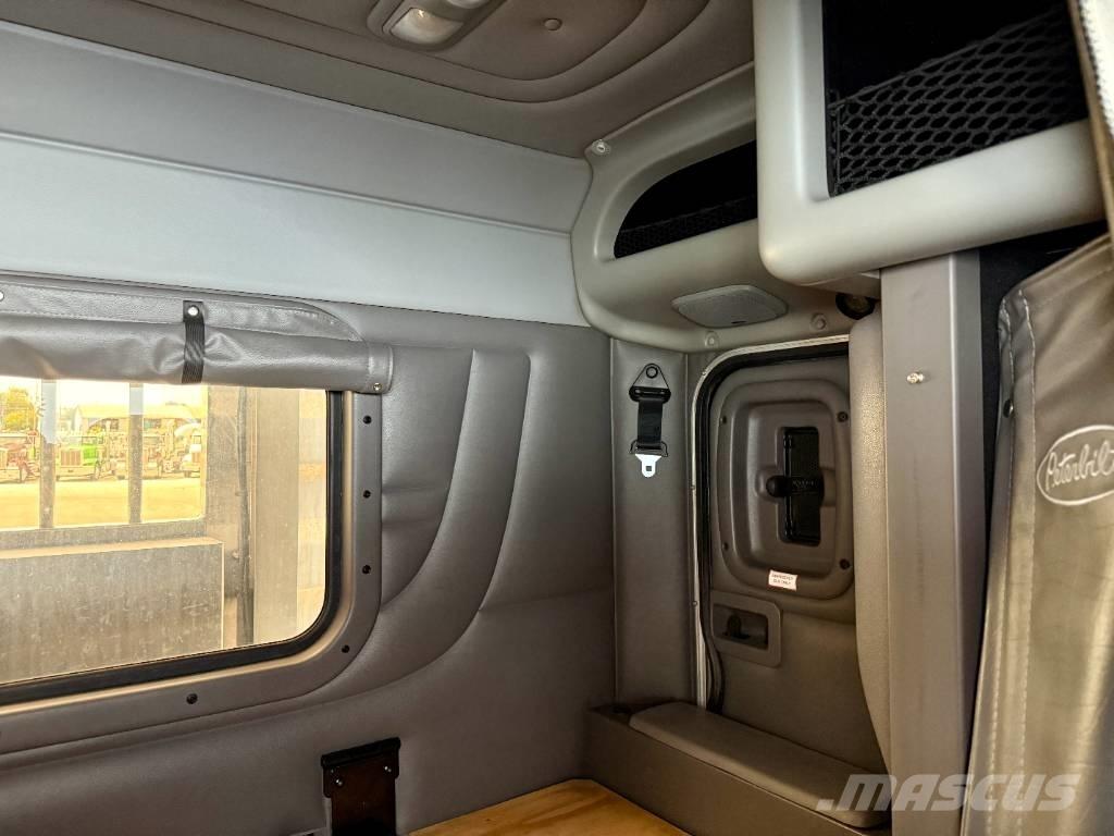 Peterbilt 389 中古トラクターヘッド | トレーラーヘッド