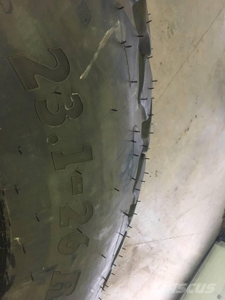 SWT 23.1 - 26 タイヤ、ホイル、リム