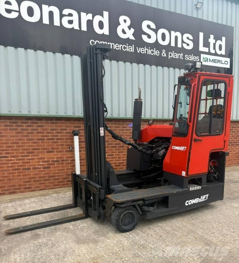 Combilift C 3000 サイドローダー