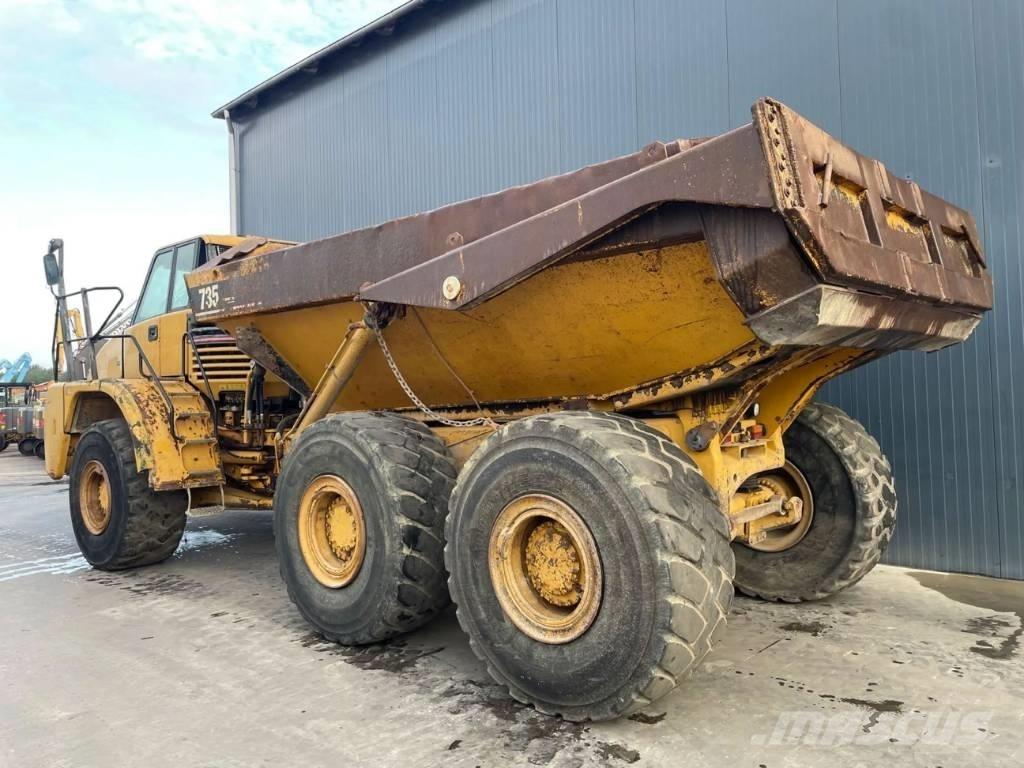 CAT 735 アーティキュレート式ダンプトラック