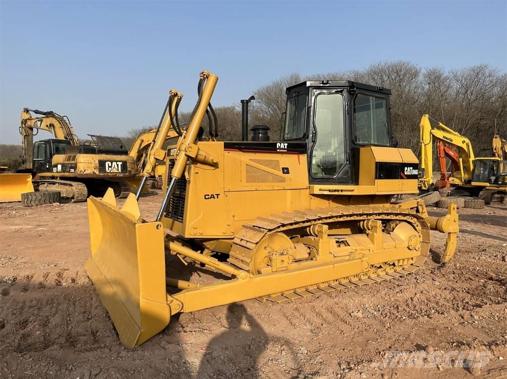 CAT D6G ブルドーザー