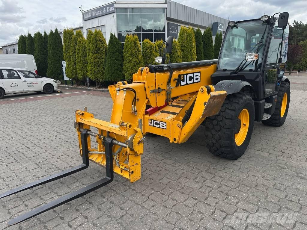 JCB 540-140 テレスコーピックハンドラー
