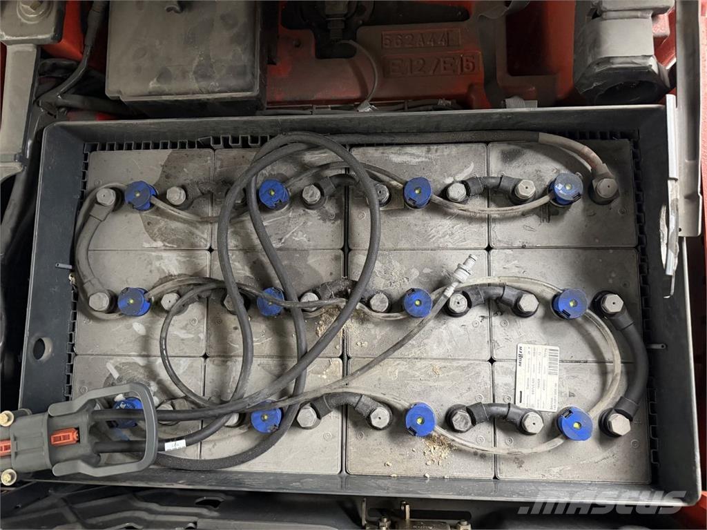 Linde E15 バッテリーフォークリフト