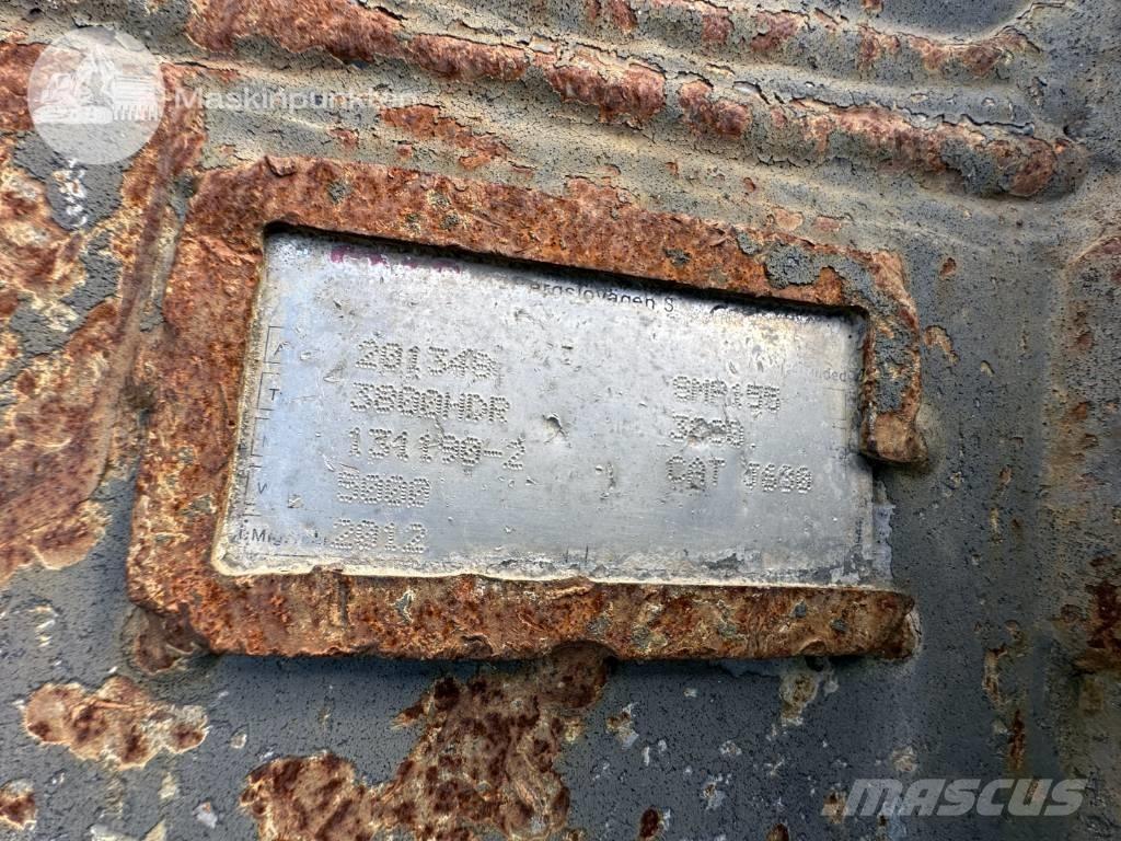 CAT 374 F L 大型油圧ショベル12t以上（パワーショベル・ユンボ）