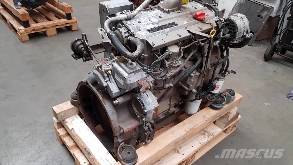 Deutz BF4M1013C エンジン