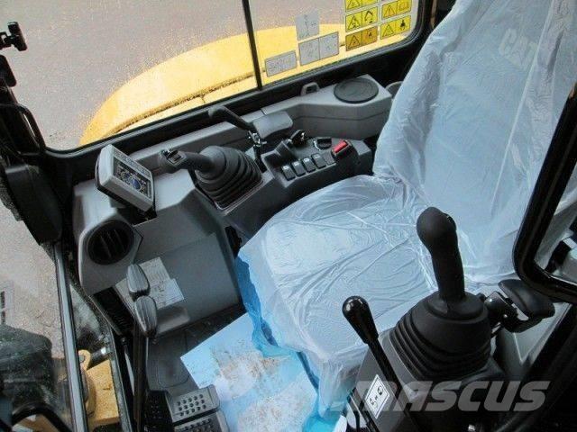 CAT 303.5 ミニ油圧ショベル 7t以下（ミニユンボ・ミニディガー）