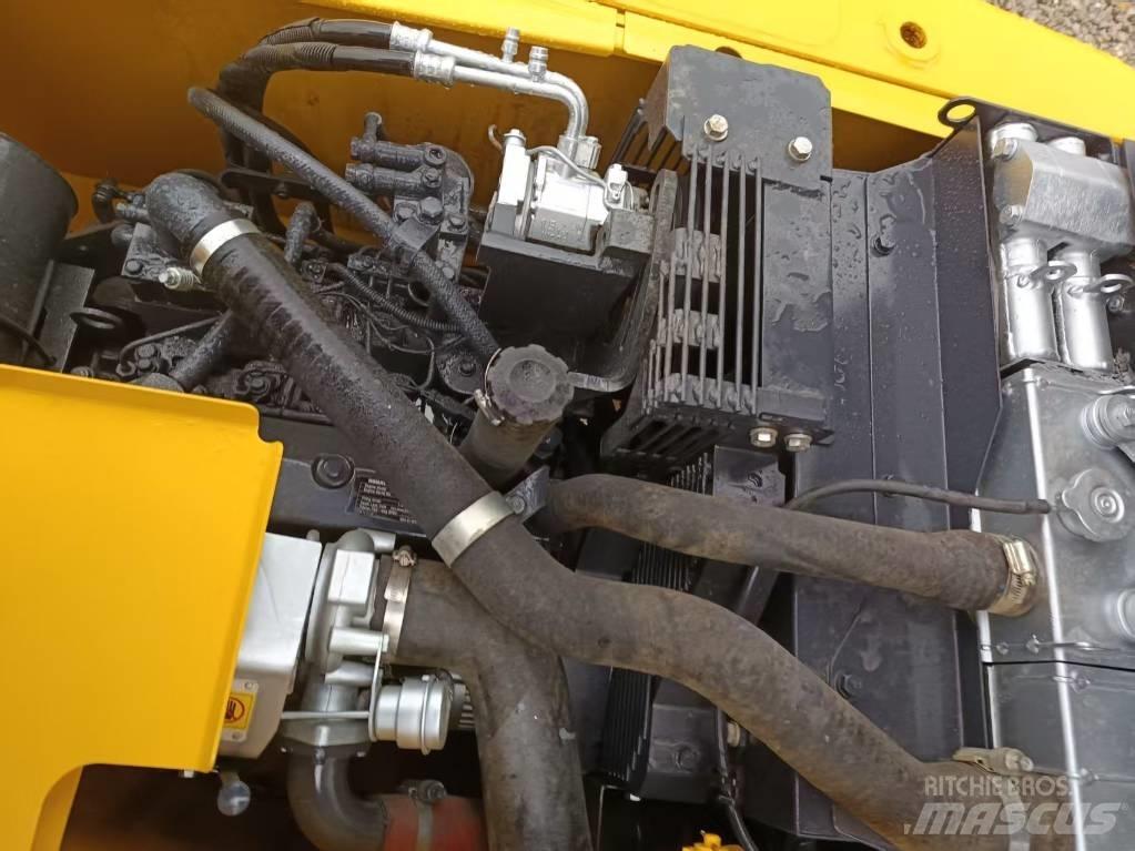 Komatsu PC130 大型油圧ショベル12t以上（パワーショベル・ユンボ）