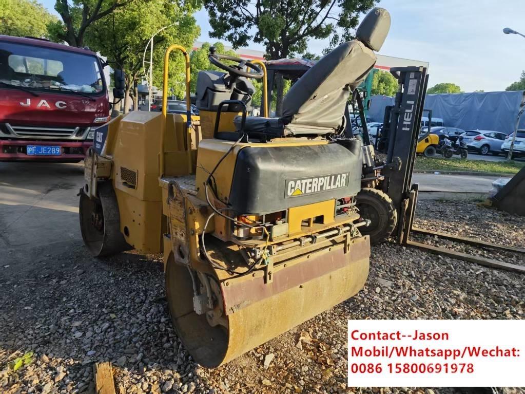 CAT CB 24 タンデムローラ