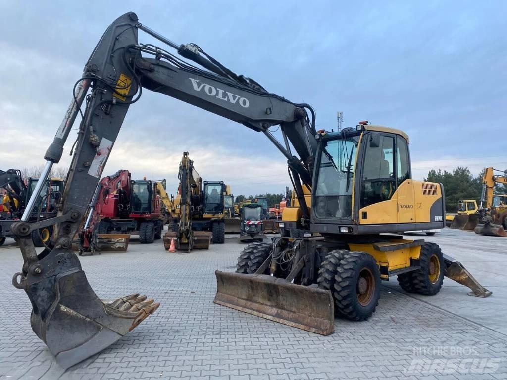 Volvo EW 140 C ホイール式油圧ショベル（パワーショベル・ユンボ・バックホー）